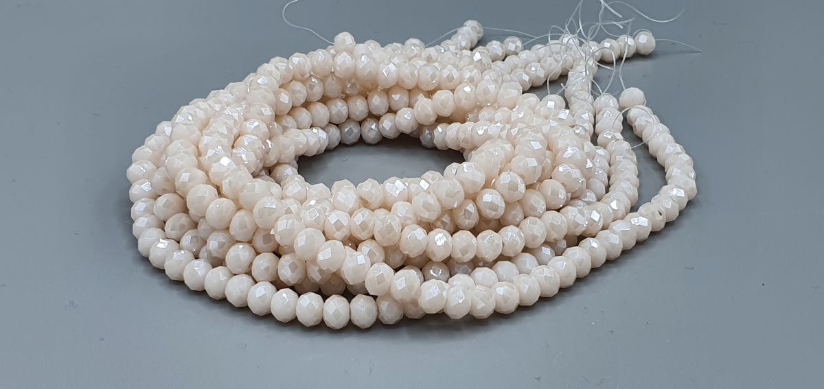 Slavík 4x3 mm, 120 ks, plnobarevná krémová s lustrovým pokovem