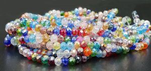 Skleněné broušené korálky 4x3 mm, 117 ks, mix barev s lustrovým a AB pokovem