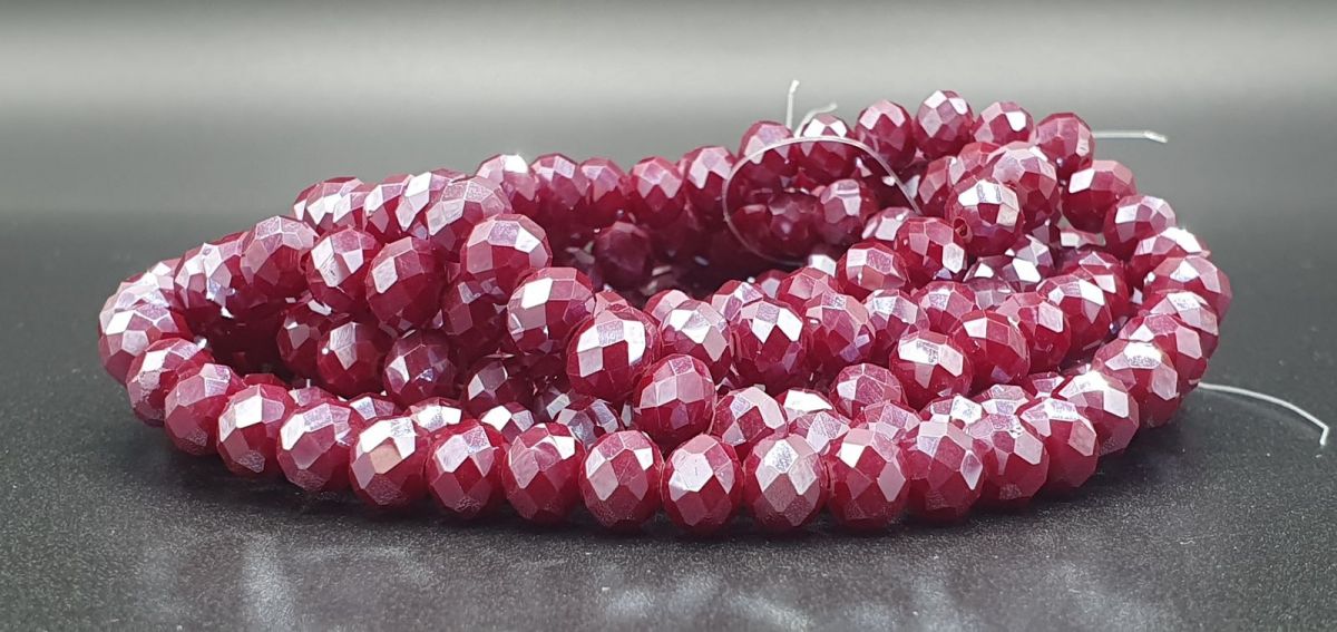 Slavík 6x4 mm, 82 ks, plnobarevná tmavě malinová s lustrovým pokovem
