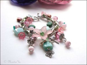 Akrylový květ 27x26 mm, 20 ks, cerise